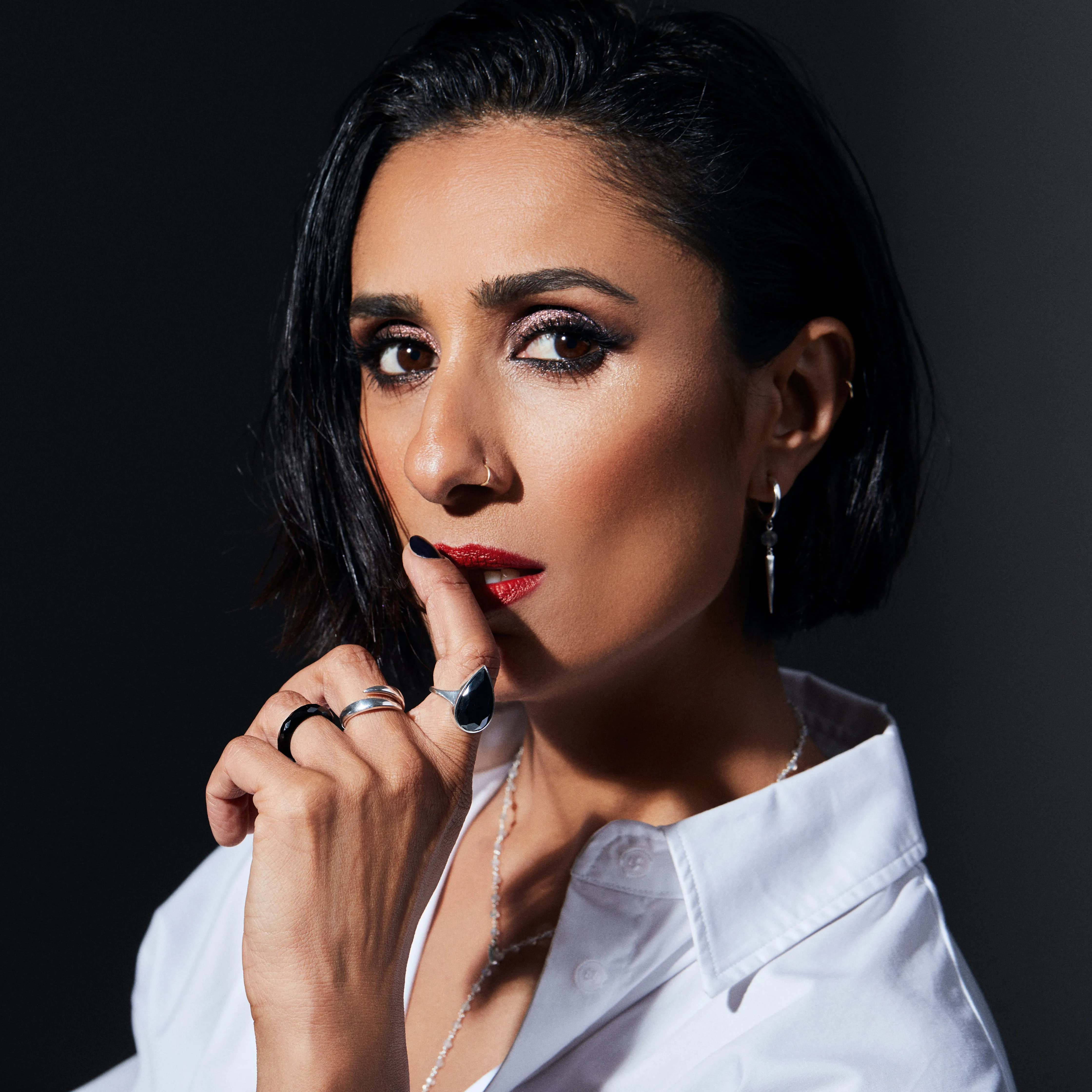 Anita Rani Shakti Flow Ring