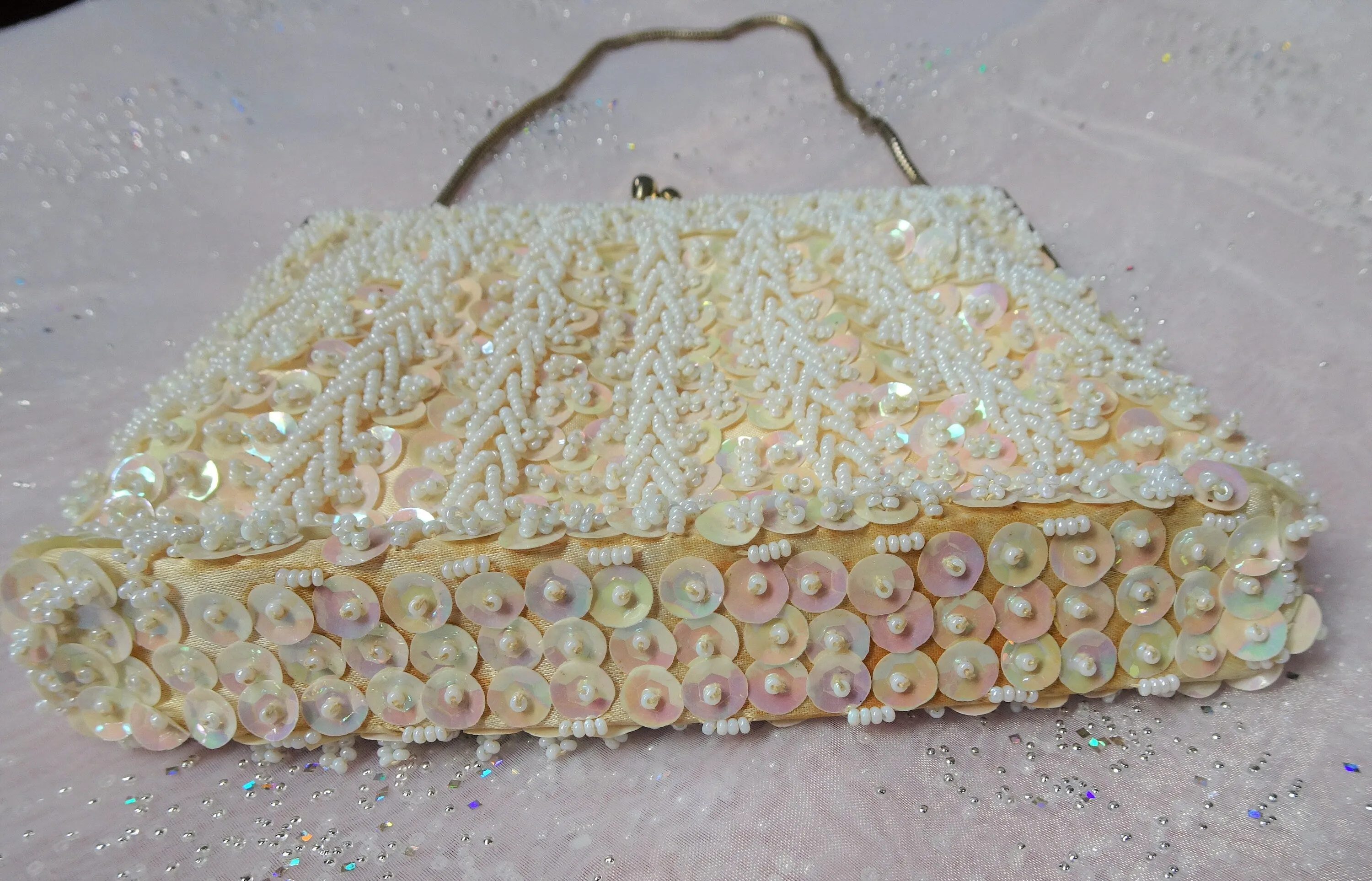 BEAUTIFUL Vintage Goldco Evening Purse or Bridal Bag, Beaded Sequined Handbag, Collectible Vintage Purses