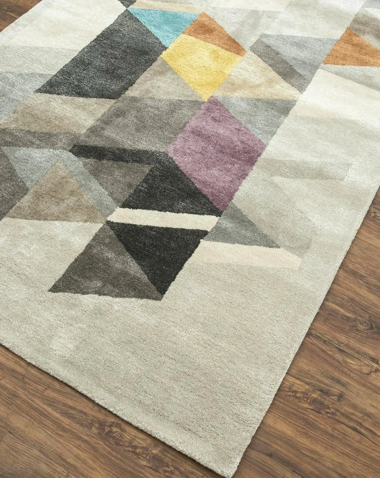 Caliedo Classic and Medium Gray Rug