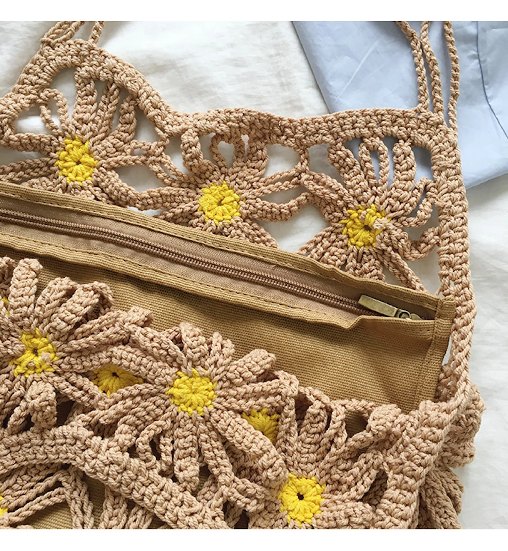 Elena Handbags Retro Daisy Cotton Knitted Shoulder Bag