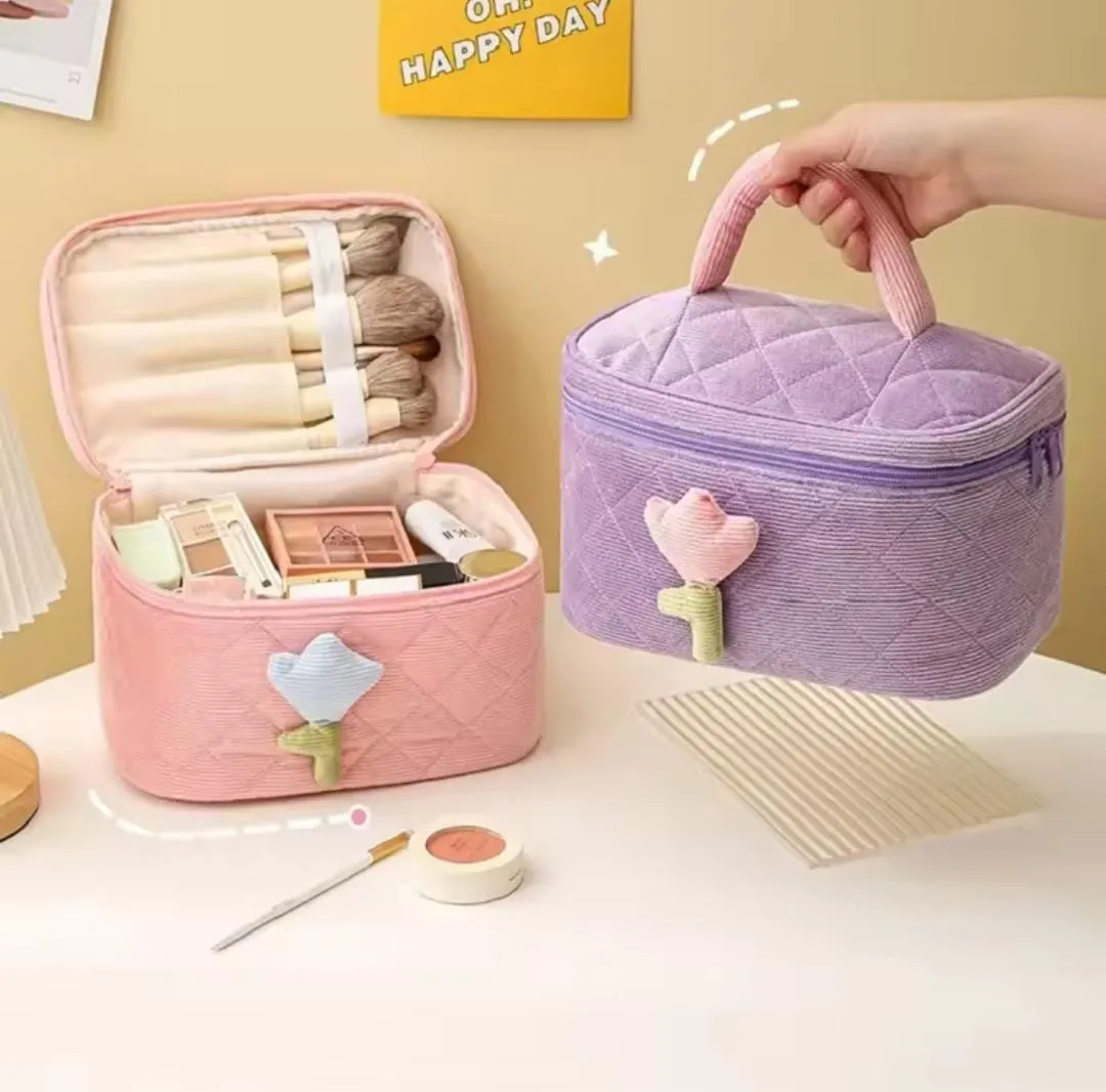 Fashion Women's Tulip Flowers Pouch Travel Cosmetic Bag S4628879