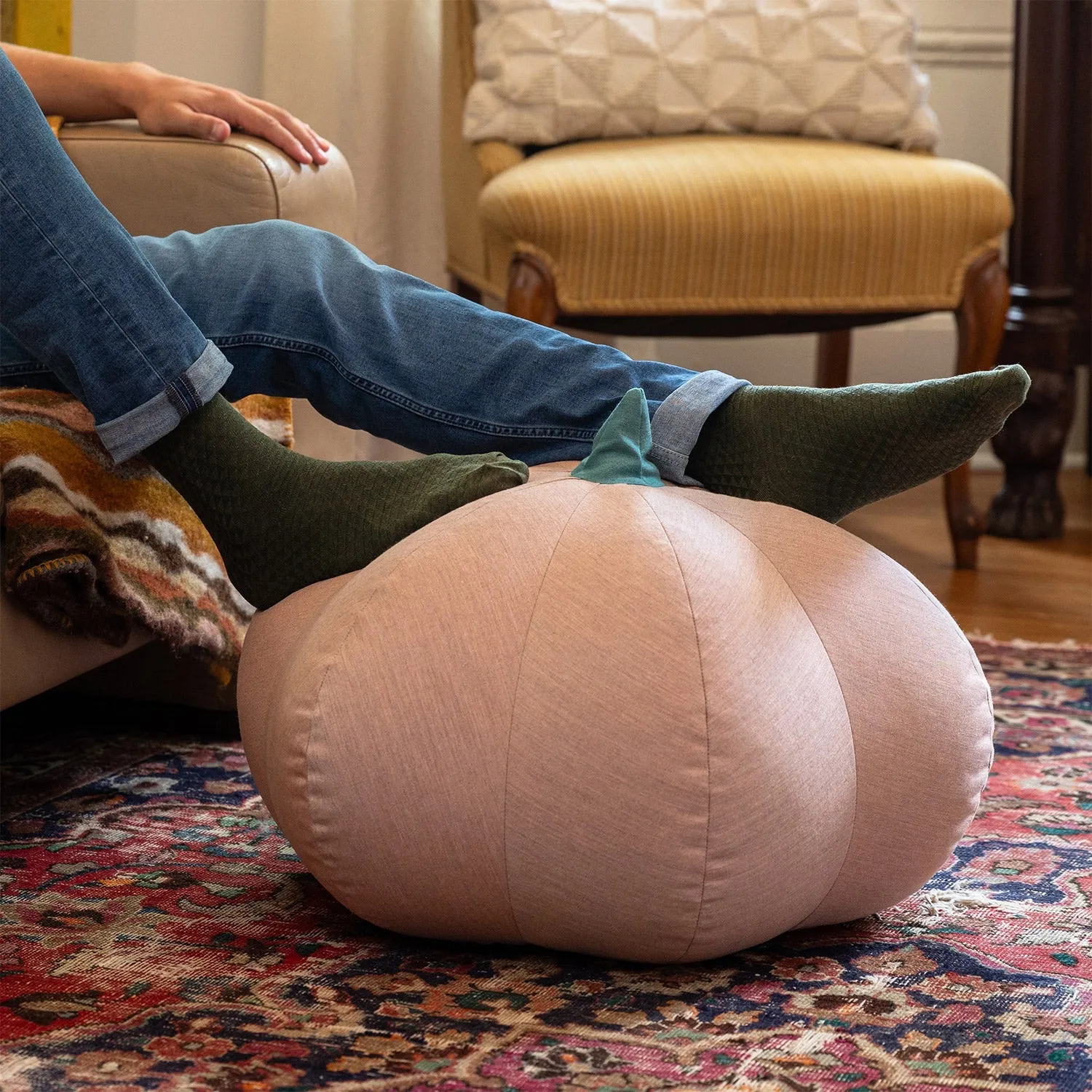 Jaxx Pumpkin Pouf - Luxurious Ottoman for Fall & Halloween Décor