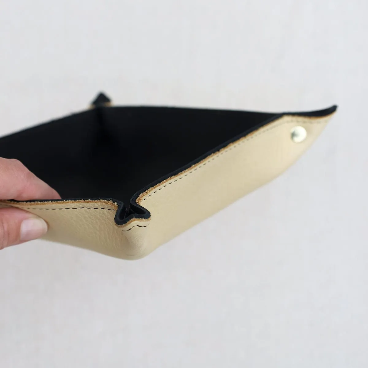 Leather Valet Tray in Black & Vanilla