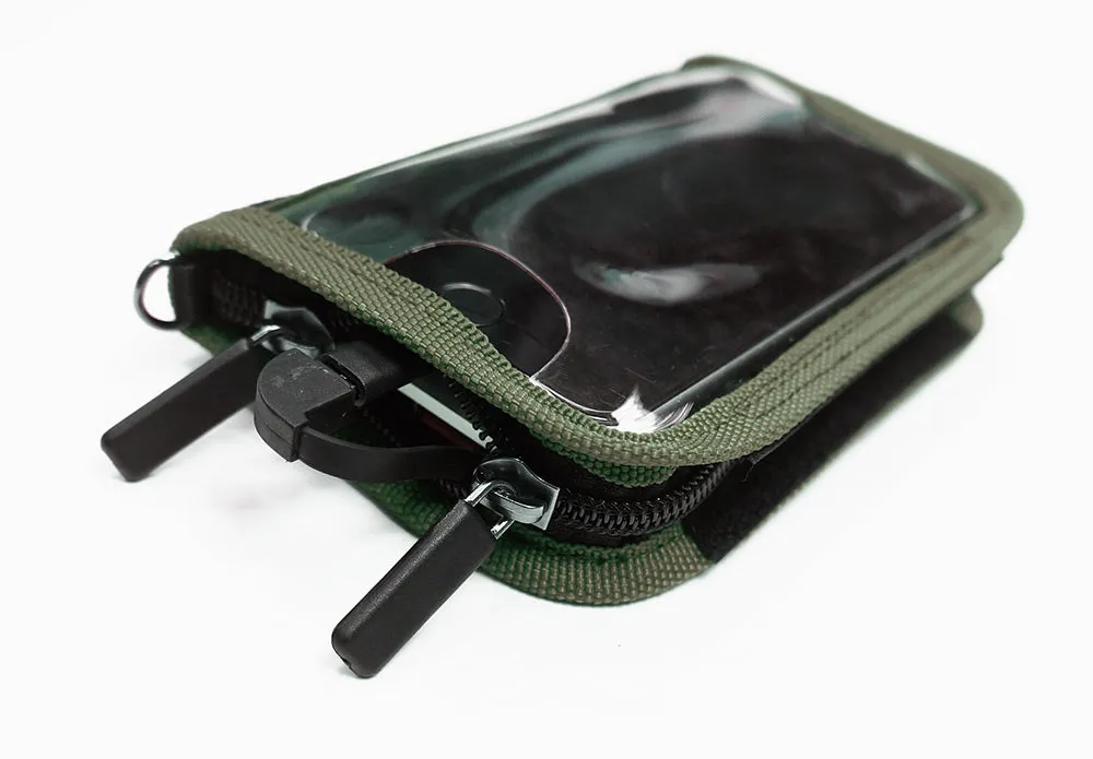 <A 000a001z6> Fungolia Smartphone Charging Pouch  (Green)