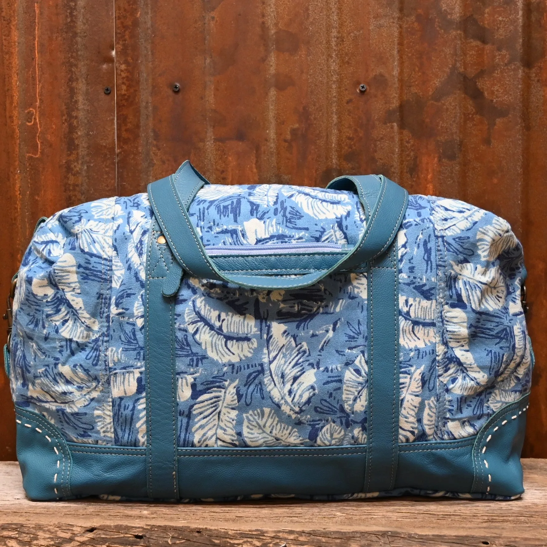 Myra Pinadora Traveller Bag in Blue  Leather and Cotton