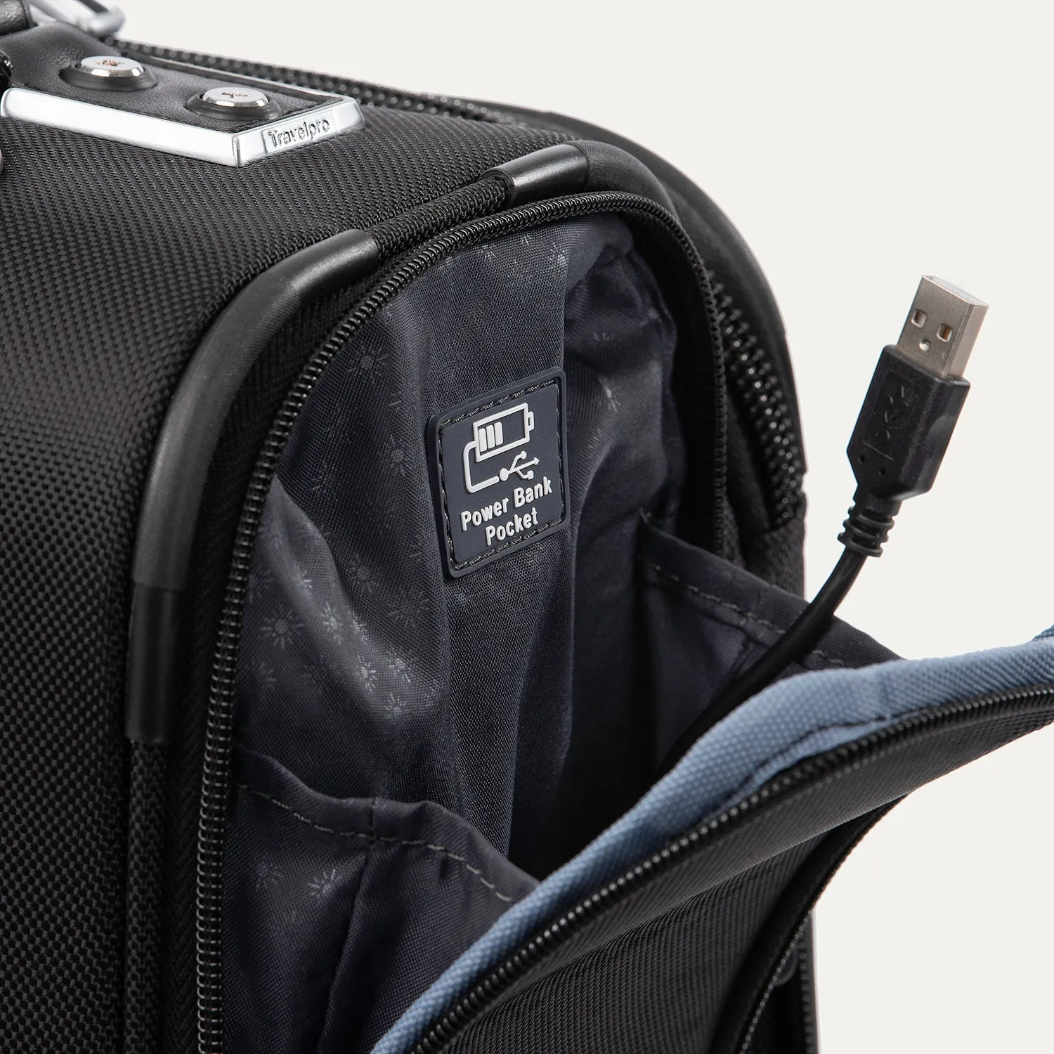 Platinum® Elite International Carry-On Rollaboard®