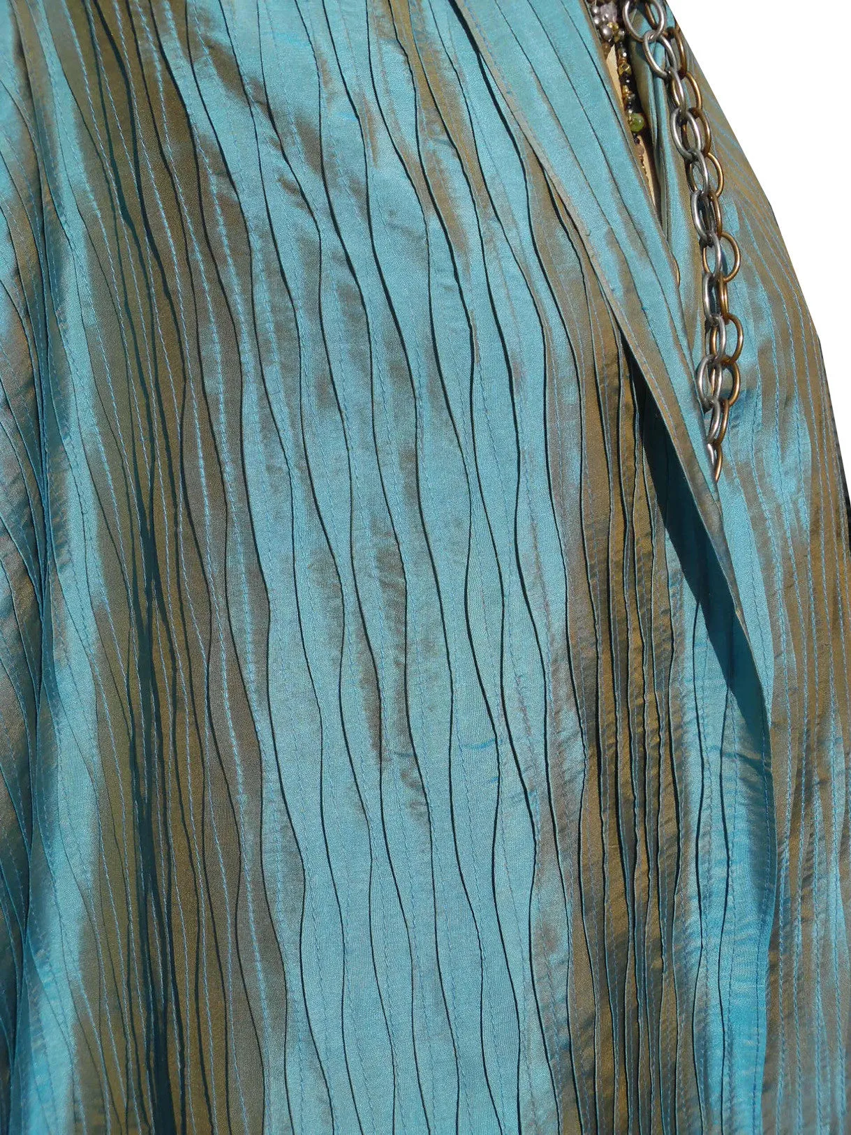 Thai Silk Pintuck Pleated Shawl Chocolate