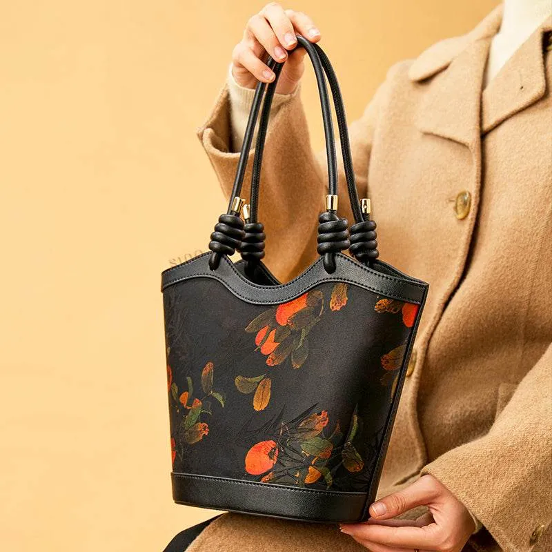 Xiangyunsha Silk Leather Printed Persimmon Shoulder Bag